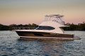 Riviera 45 Flybridge