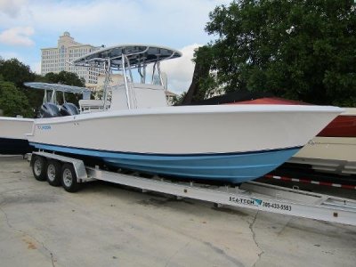 Contender 28 Sport