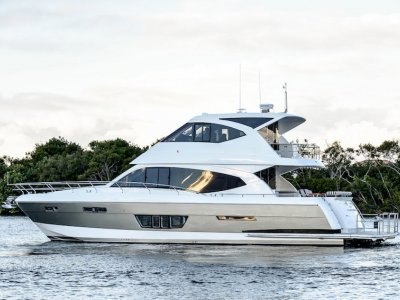 Whitehaven Flybridge 6000
