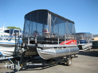 Sun Tracker Bass Buggy 16