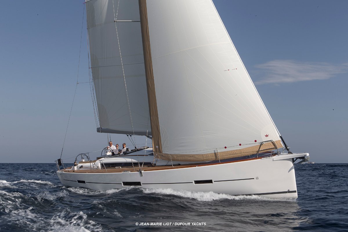 Dufour Grand Large 460