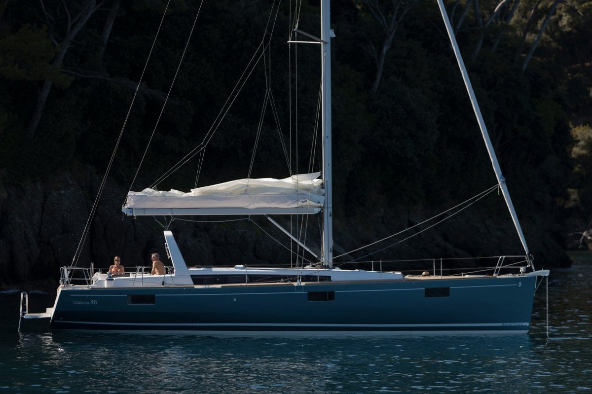Beneteau Oceanis 48