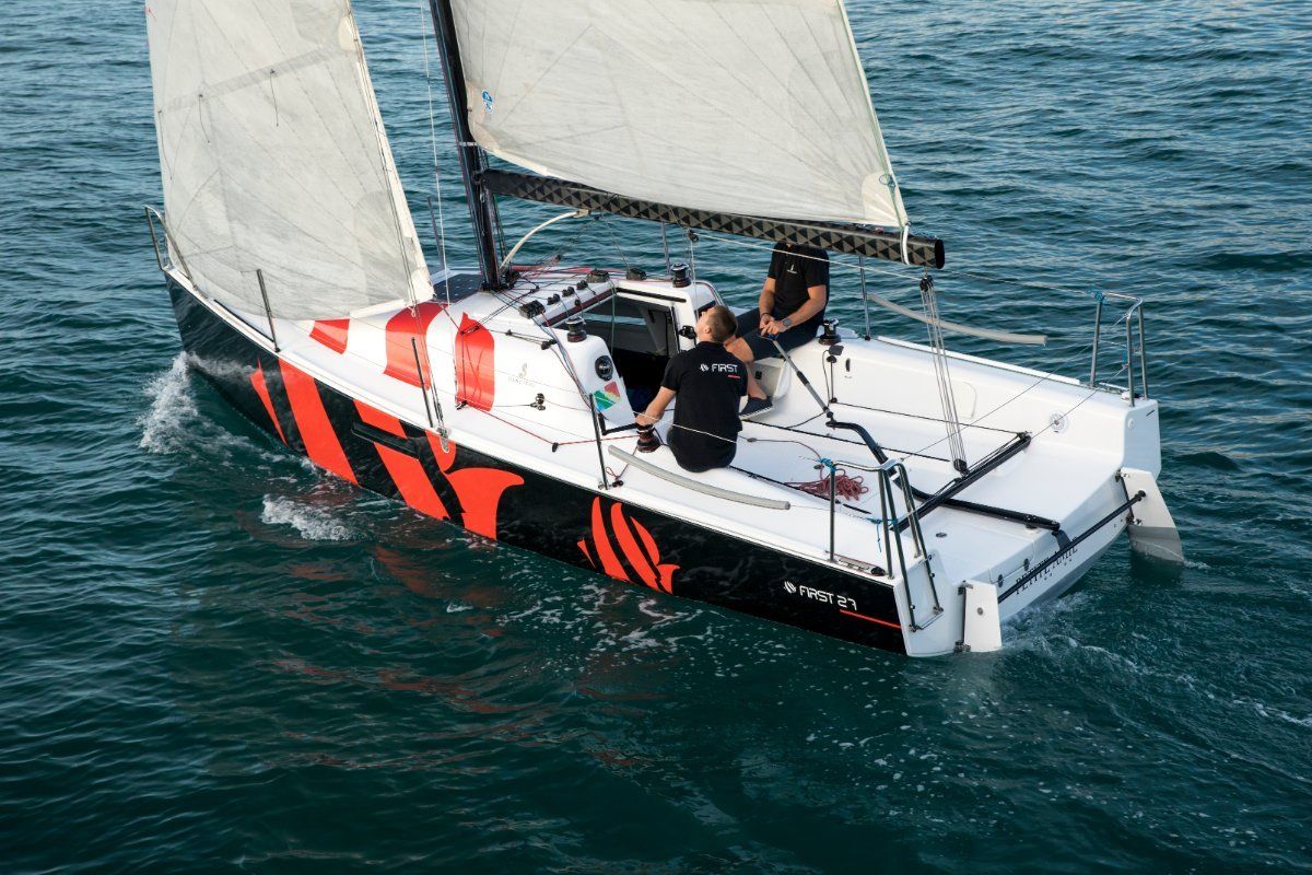 Beneteau First 27