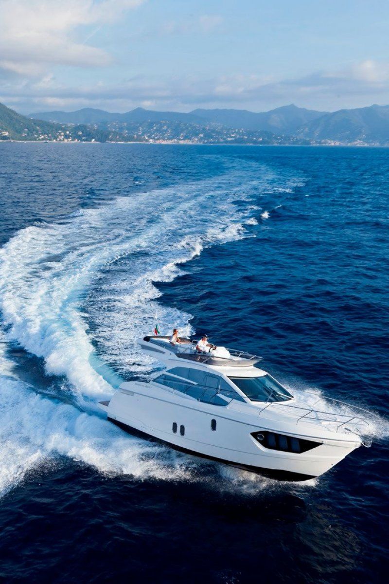 2019 Absolute 40 Fly | Boat Research | Boats Online