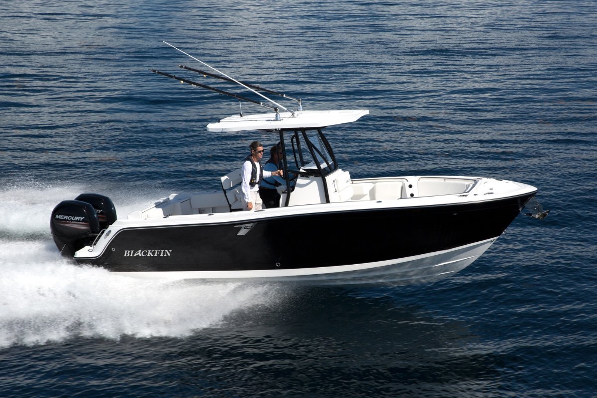 Blackfin 242CC