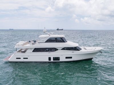 Ocean Alexander 88 Skylounge