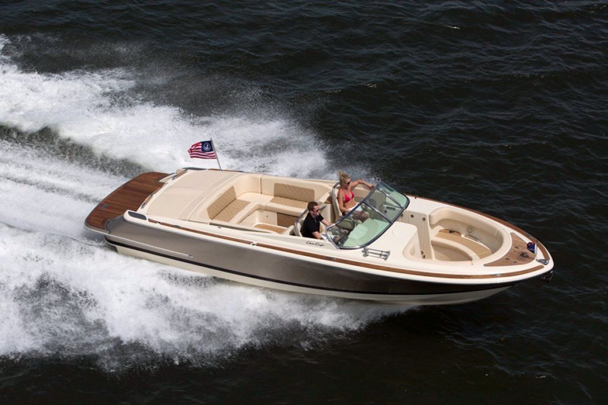 Chris Craft Launch 30