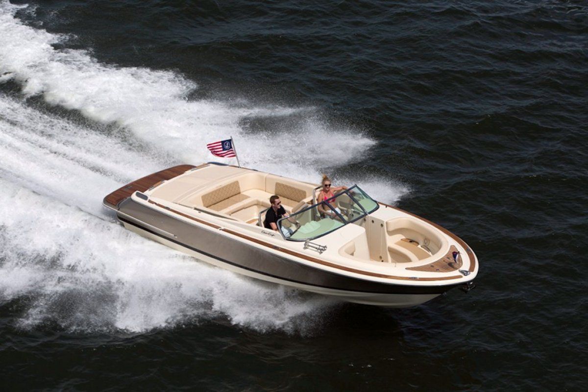 Chris Craft Launch 30