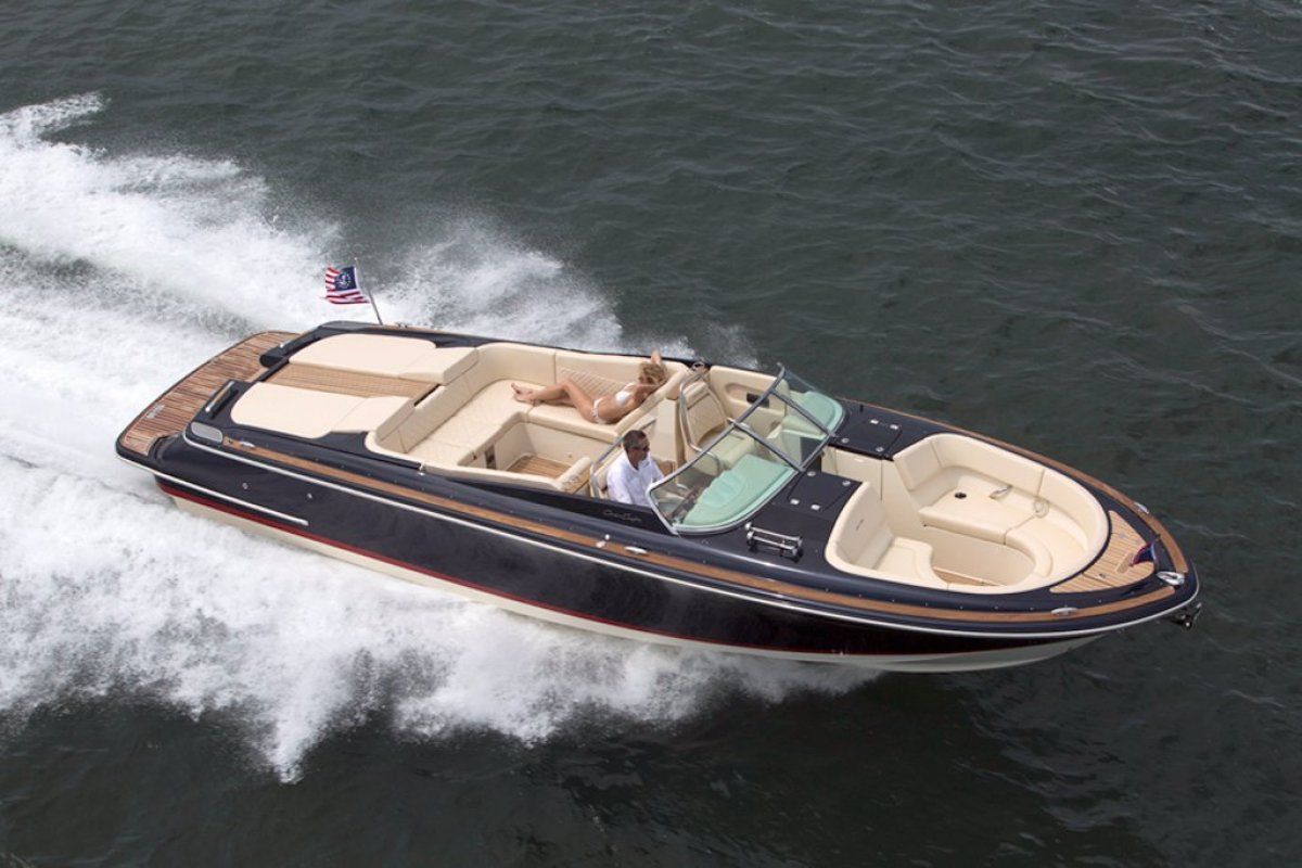 Chris Craft Launch 34