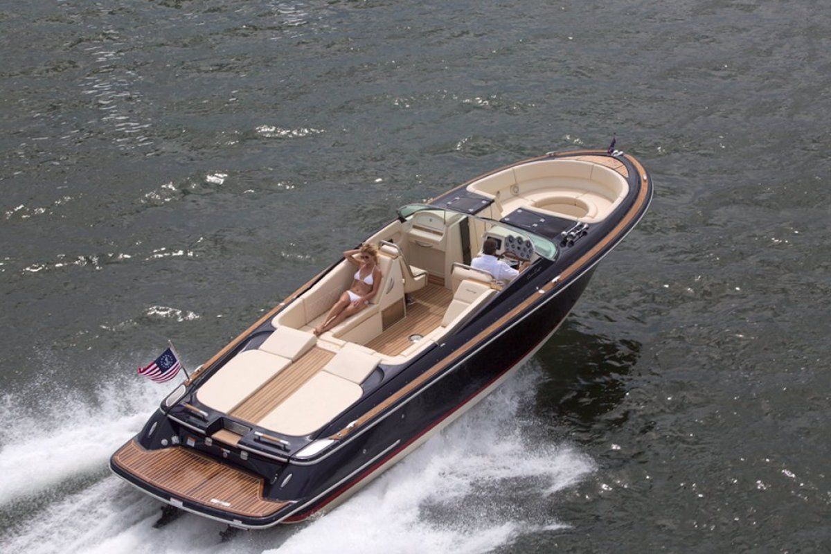 Chris Craft Launch 34