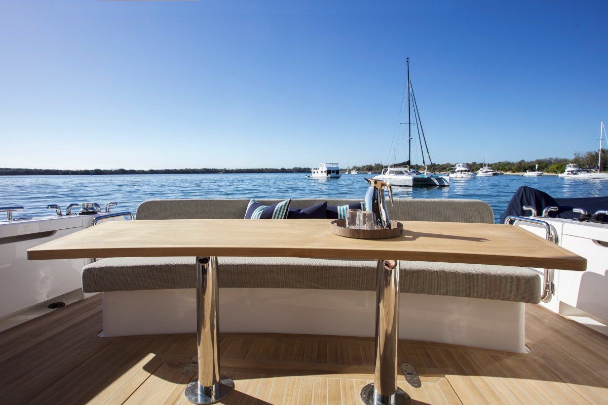 Maritimo S70