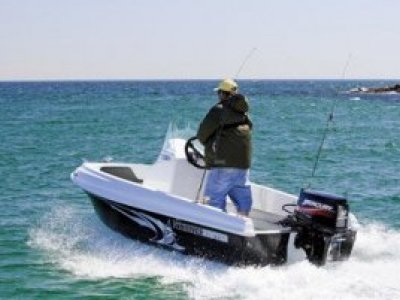 Haines Hunter 400 Prowler