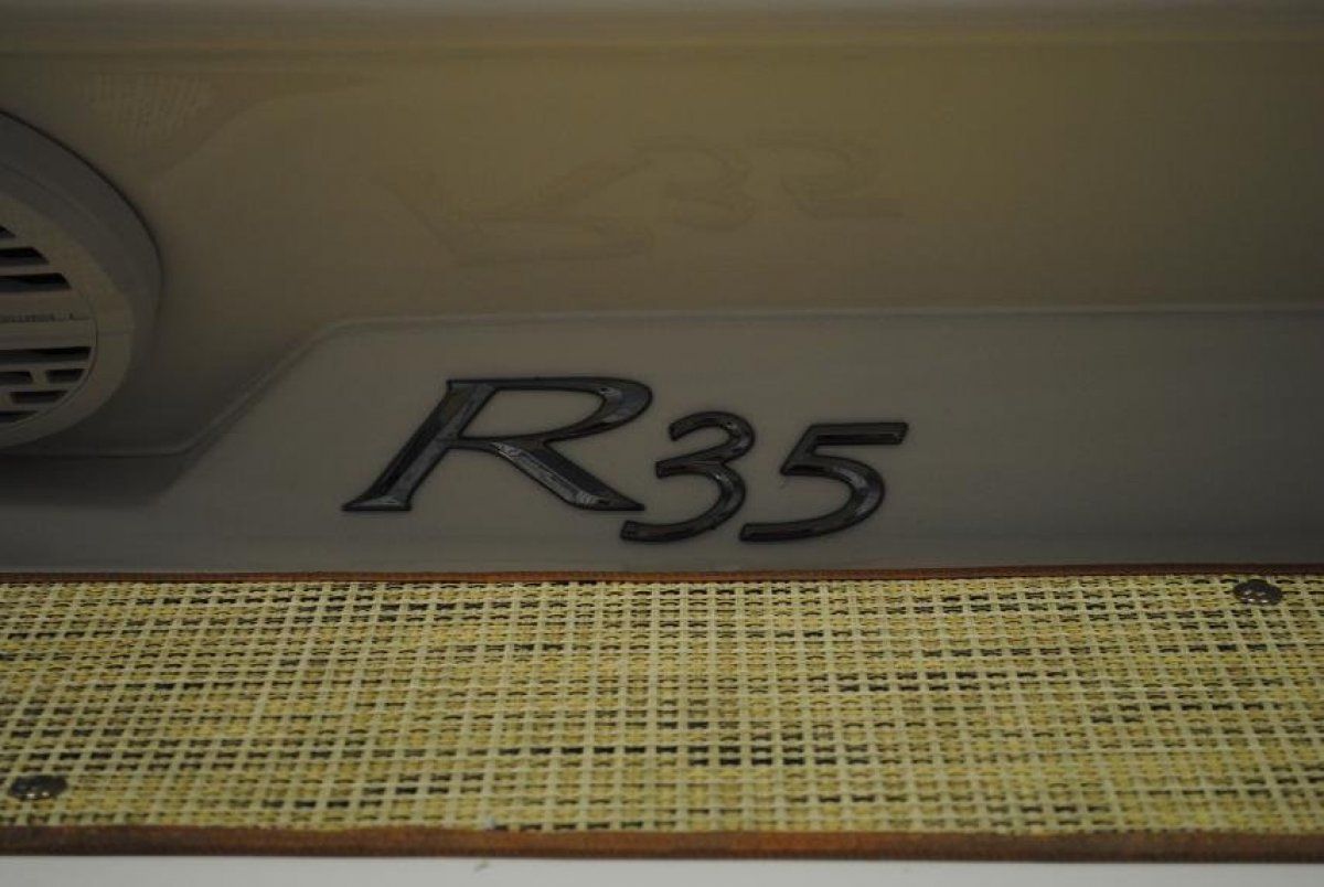 Cobalt R35