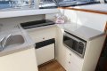 Caribbean 32 Flybridge Cruiser