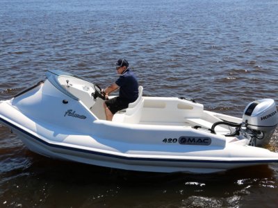 Mac Boats 420 Cuddy Cabin