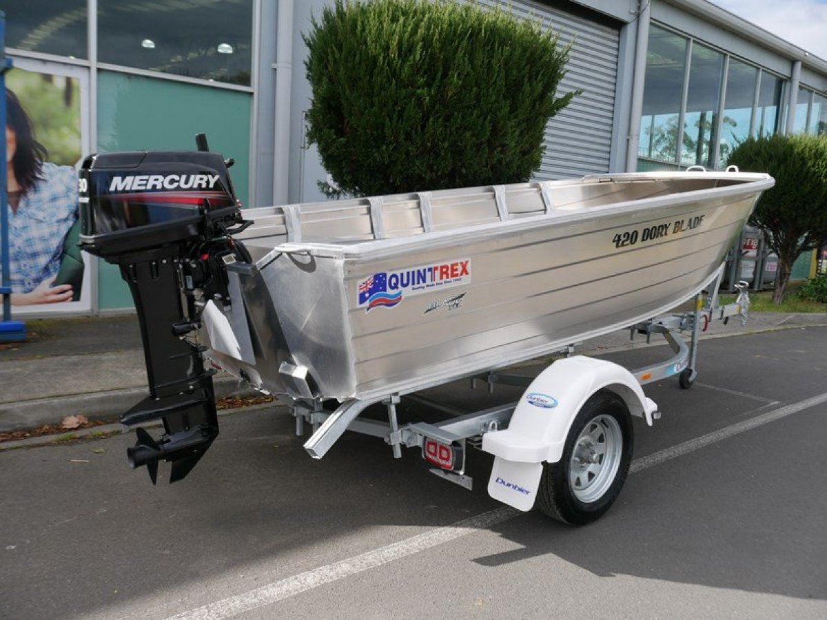 Quintrex 420 Dory