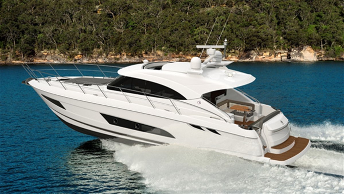 Riviera 4800 Sport Yacht