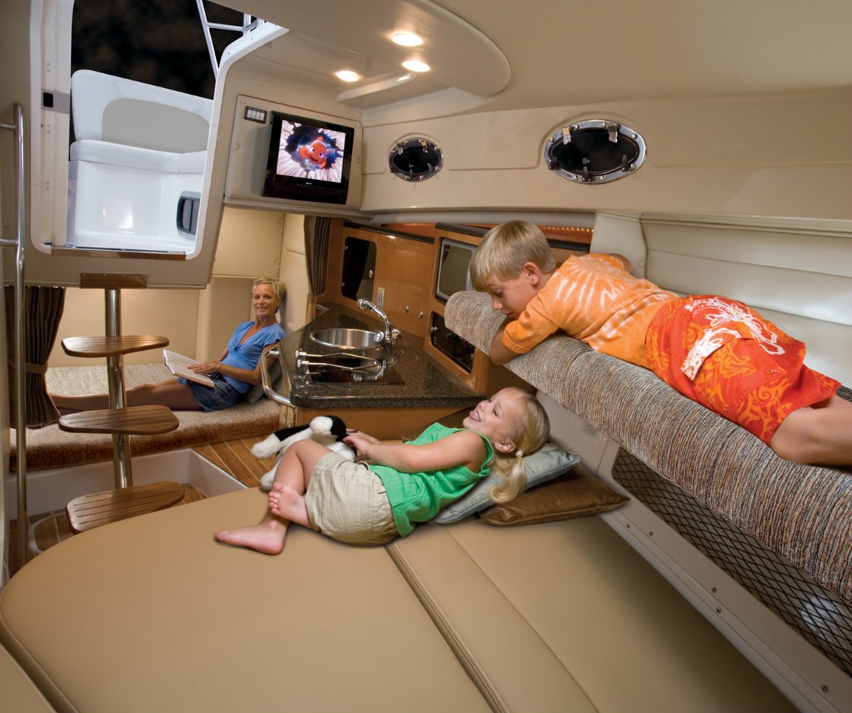 2019 Robalo R305 | Boat Research | Yachthub