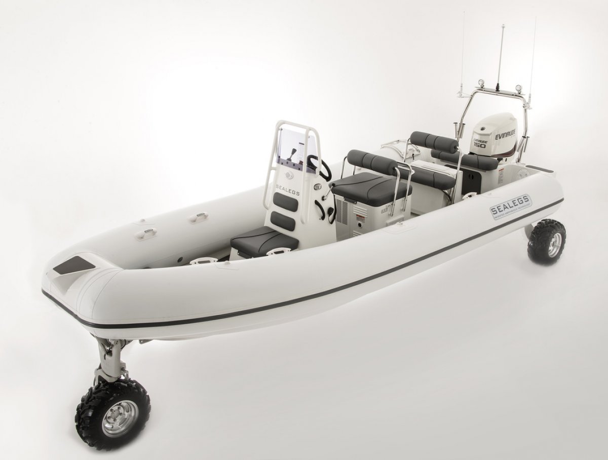 Sealegs 7.1m RIB