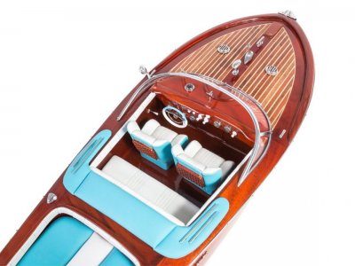 Riva Aquarama Replica