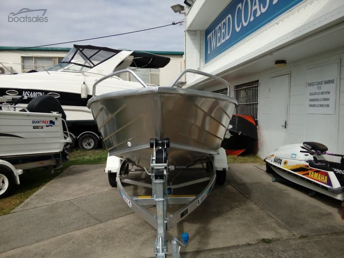 Quintrex 420 Busta