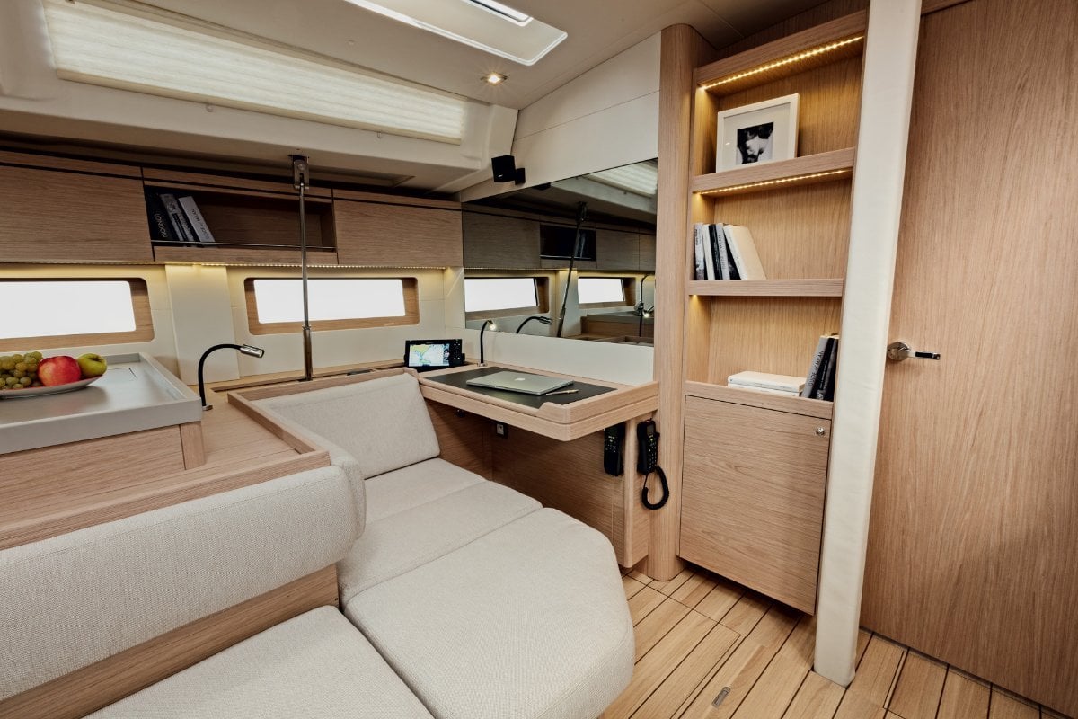 Beneteau Oceanis 51.1