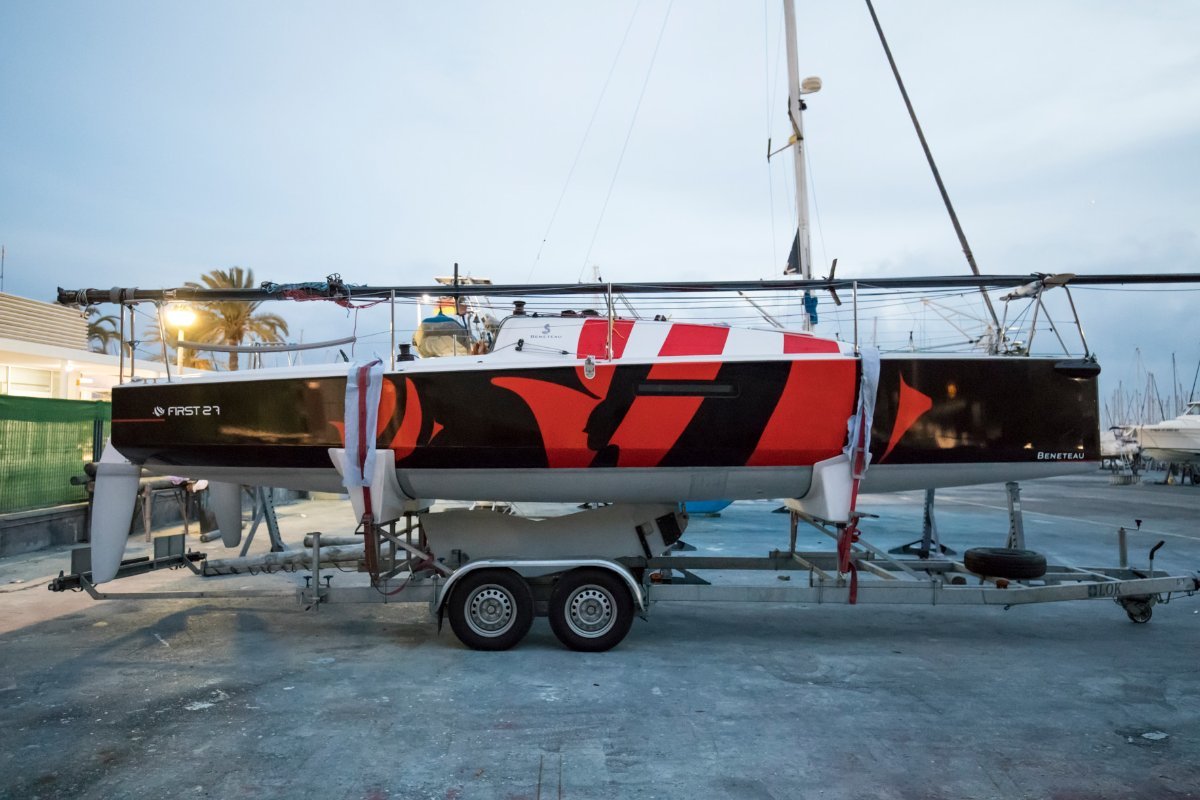 Beneteau First 27.7