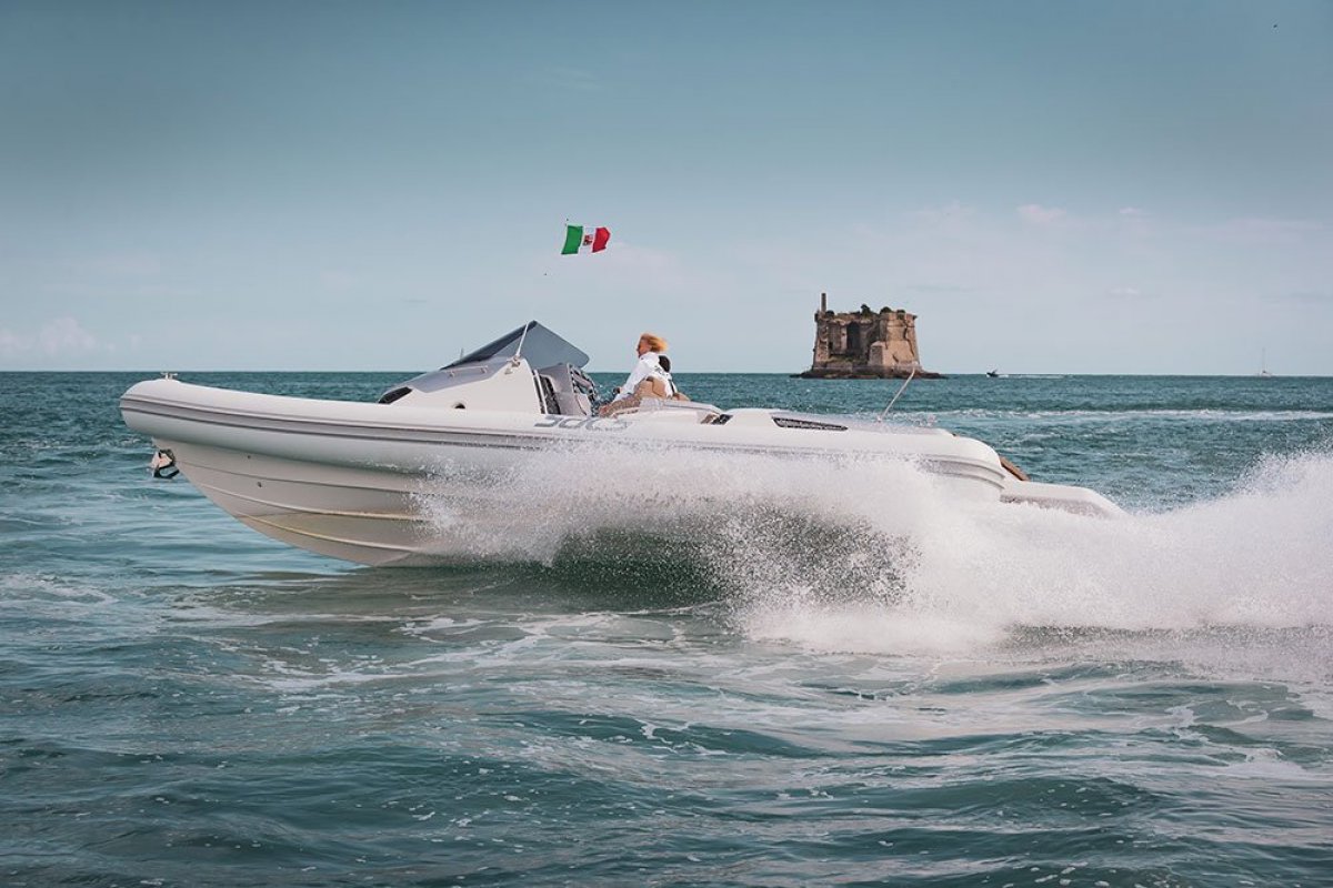 SACS Marine Strider 11