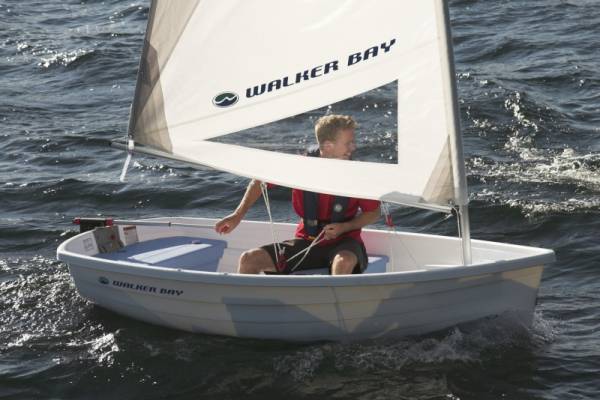 Walker Bay 10 Performance