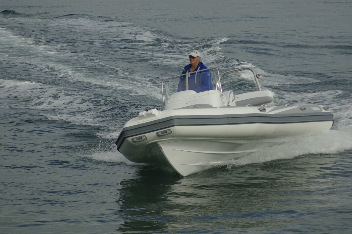 Adventure Inflatables Aurora V650