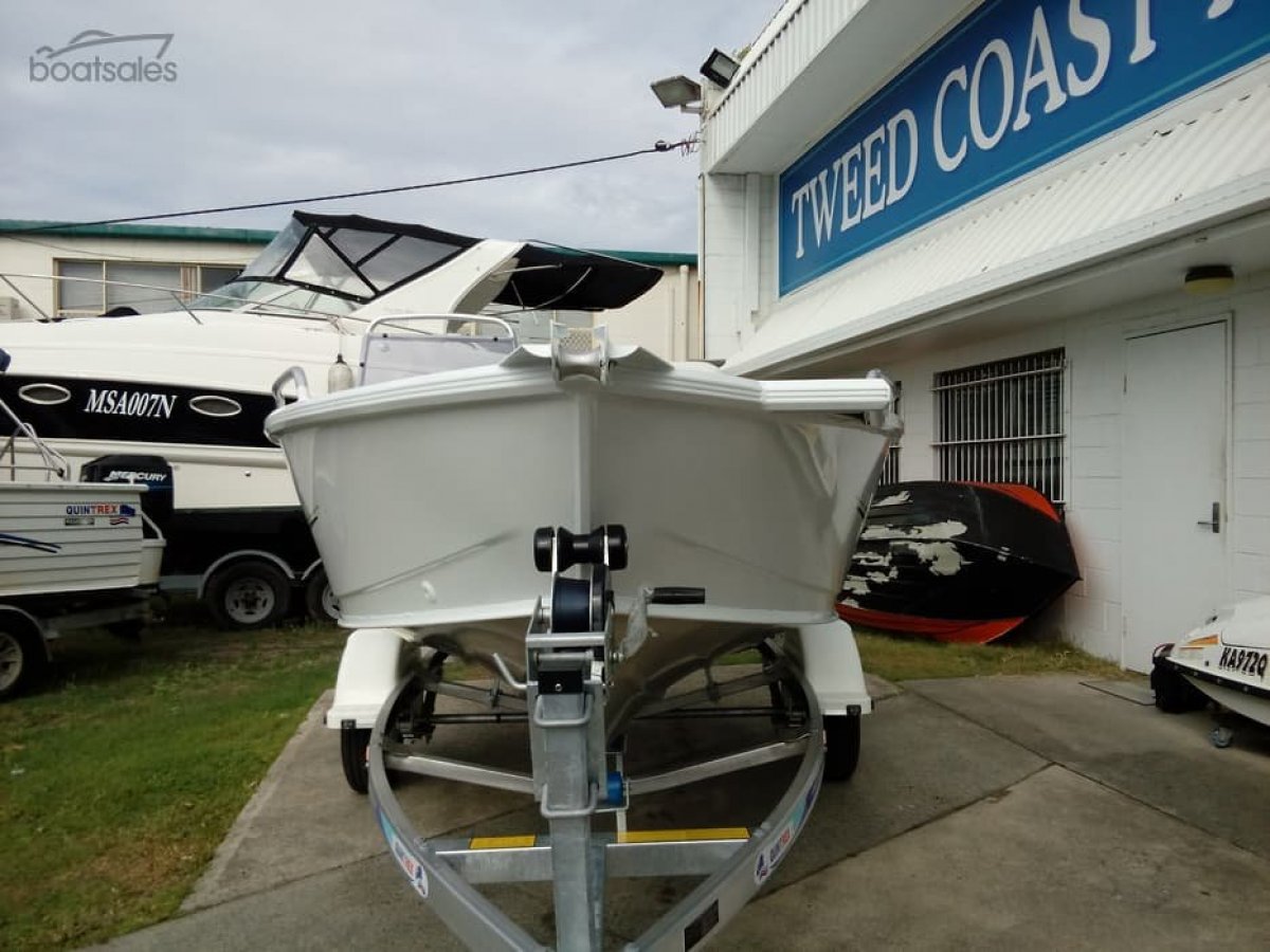 Quintrex 420 Renegade SC