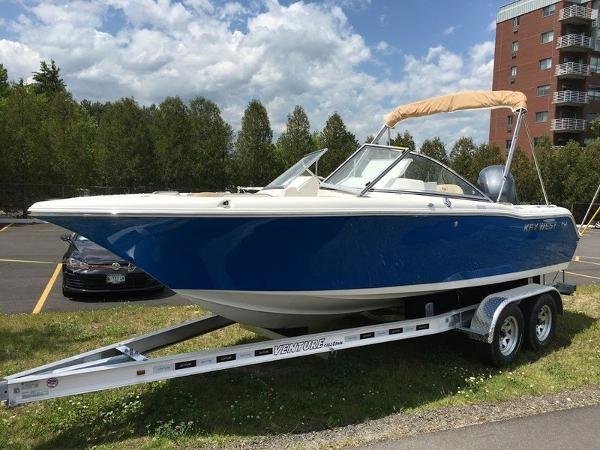 Key West 203 Dual Console