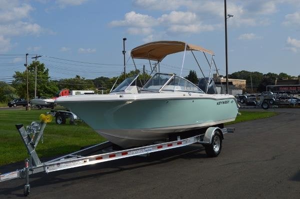 Key West 203 Dual Console