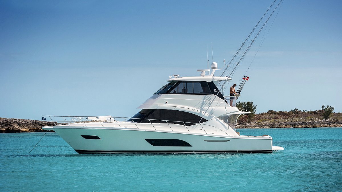 Riviera 57 Enclosed Flybridge