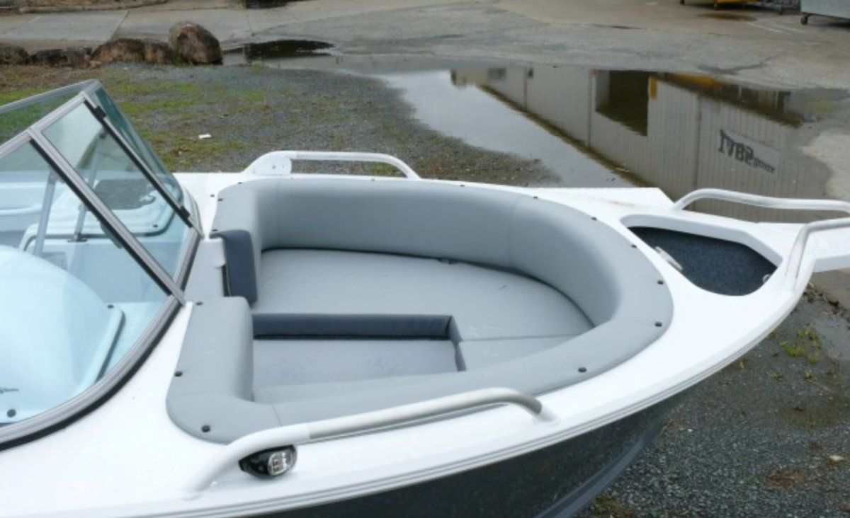 Tabs 5100 Marquis Bow Rider
