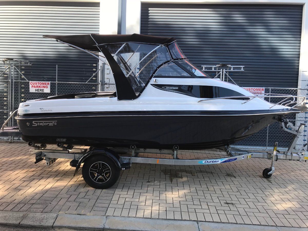 Stejcraft 580 Islander Enclosed Deluxe