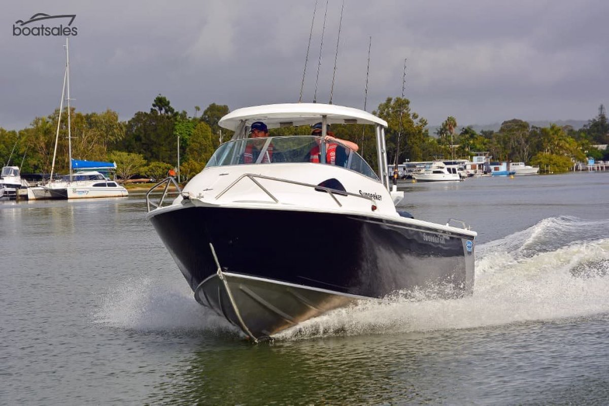 Stessco Sunseeker 620 Cuddy Cabin