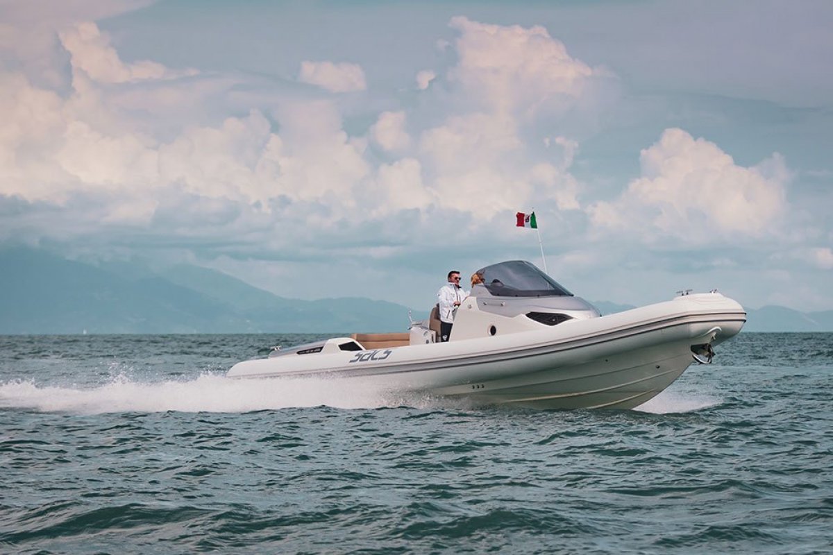 SACS Marine Strider 11