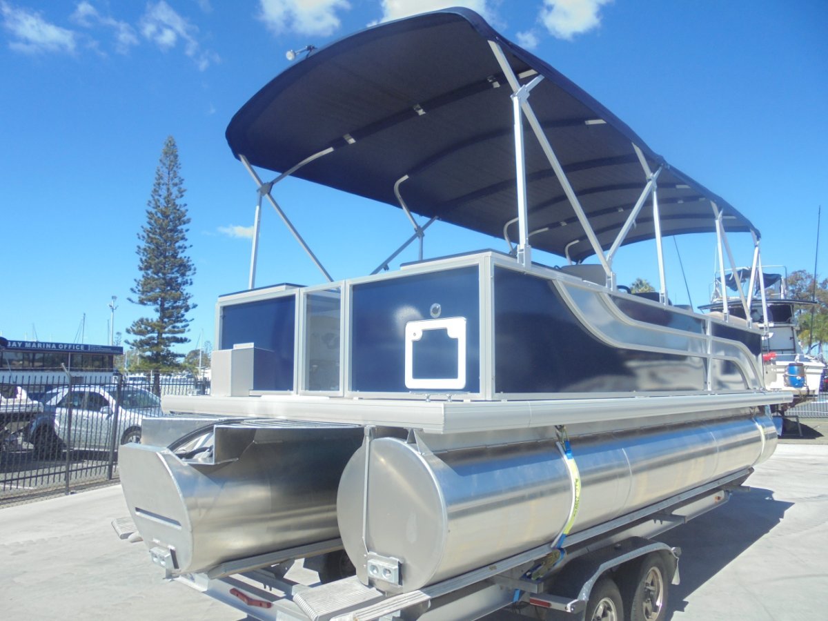Runaway Bay Pontoon Boats 22 Tri Hull
