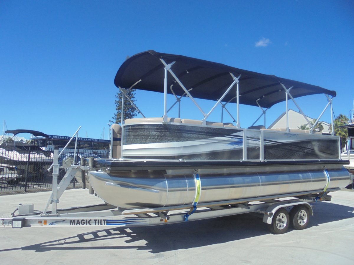 Runaway Bay Pontoon Boats 22 Twin Hull