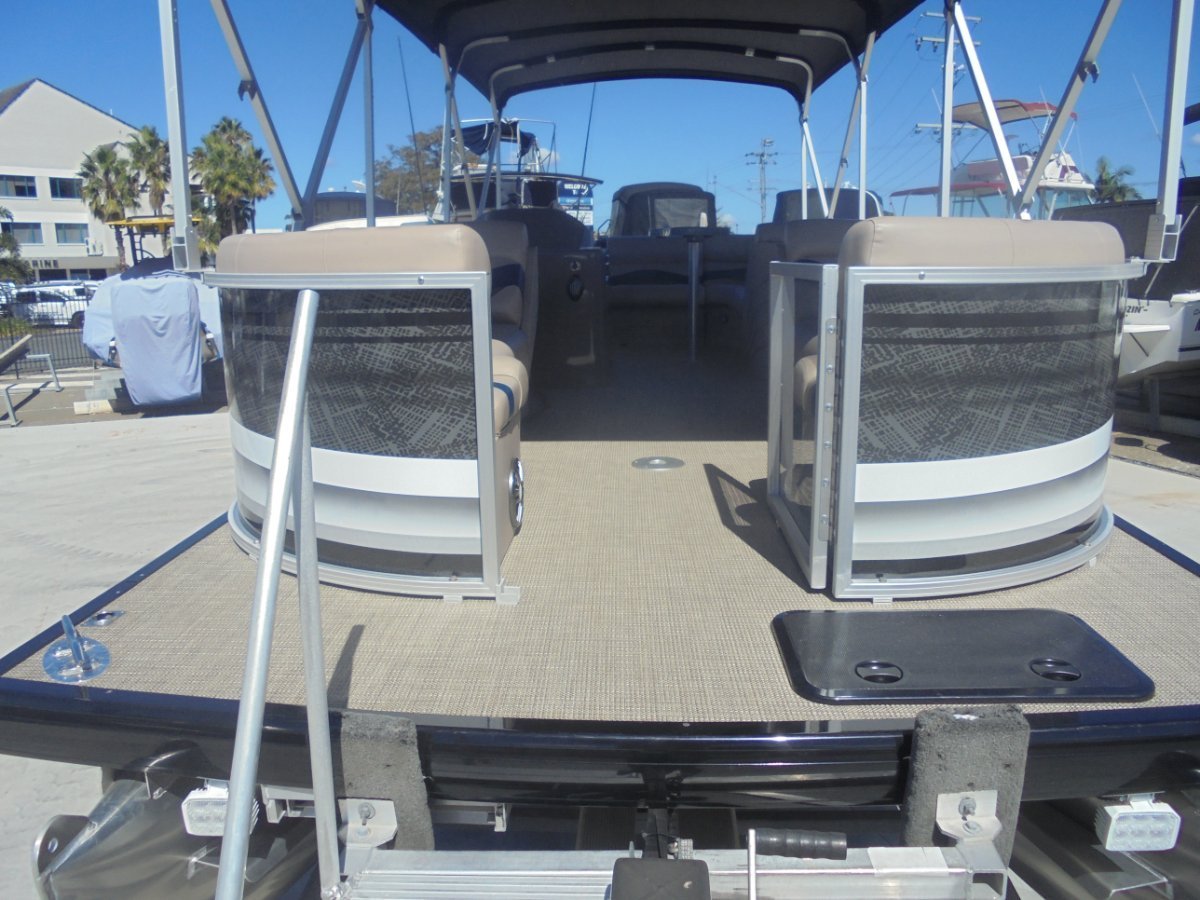 2019 Runaway Bay Pontoon Boats 22 Twin Hull Boat Research Yachthub