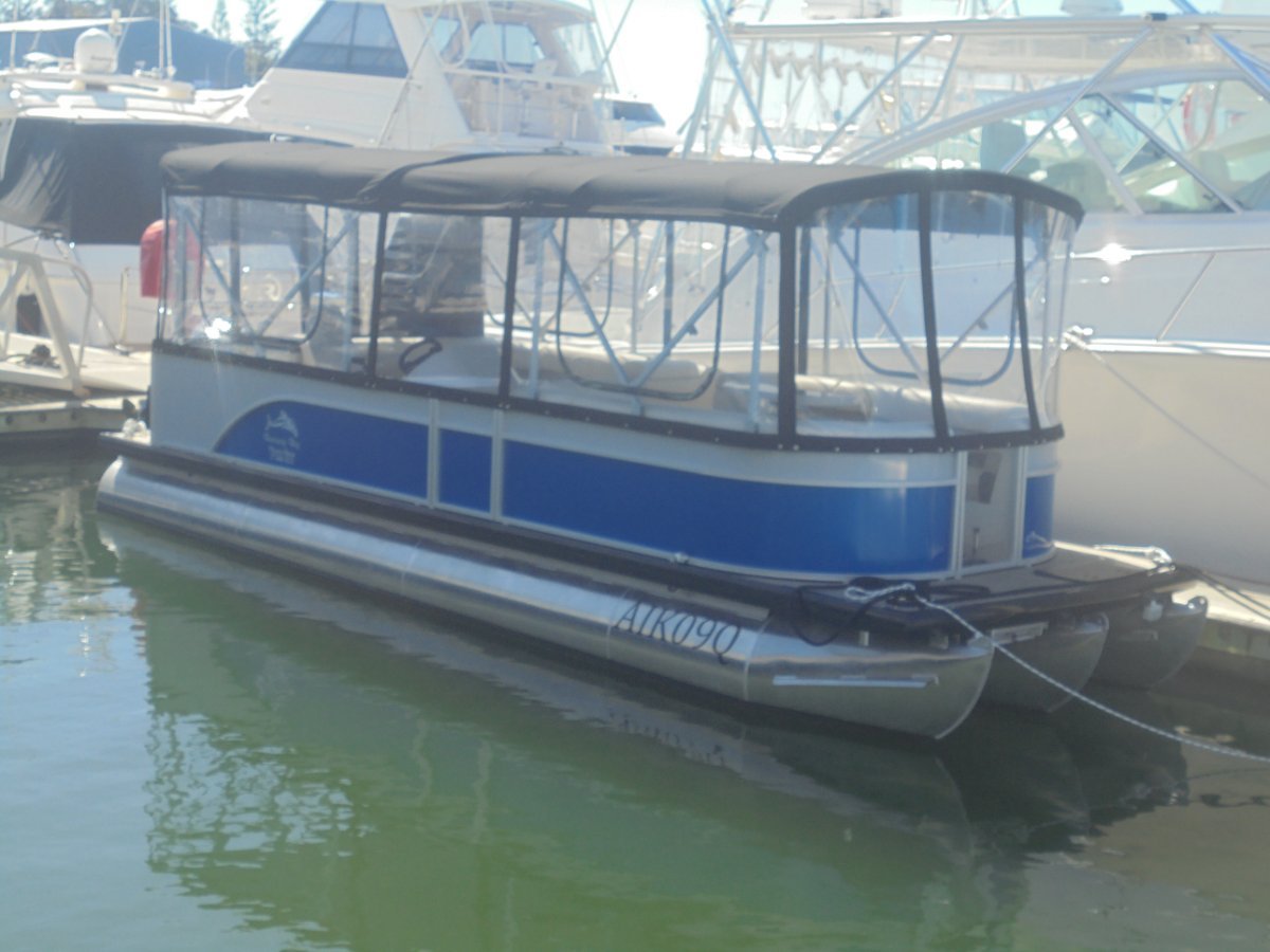 Runaway Bay Pontoon Boats 24 Tri Hull
