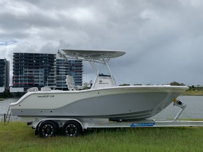 Sea Fox 228 Commander