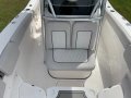 Sea Fox 228 Commander