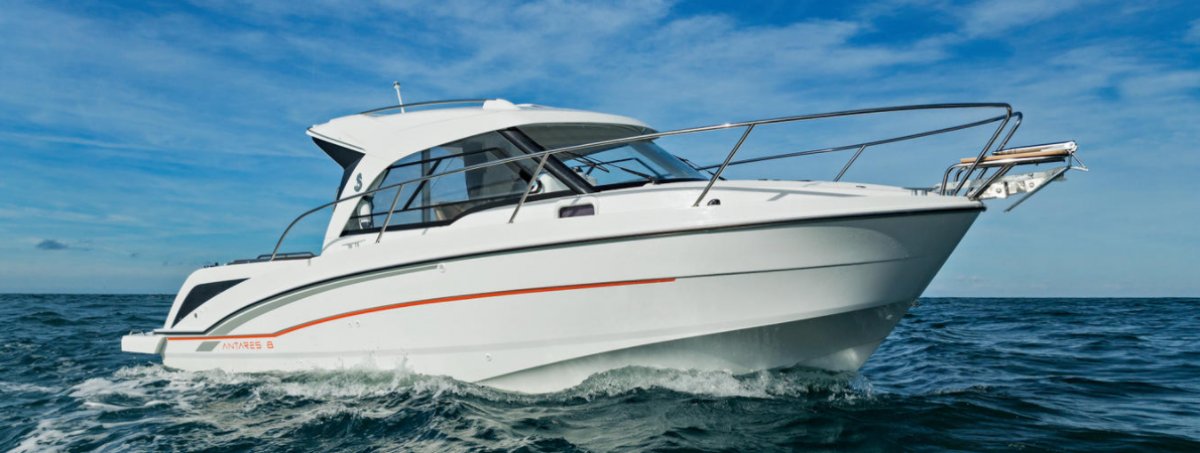 Beneteau Antares 8