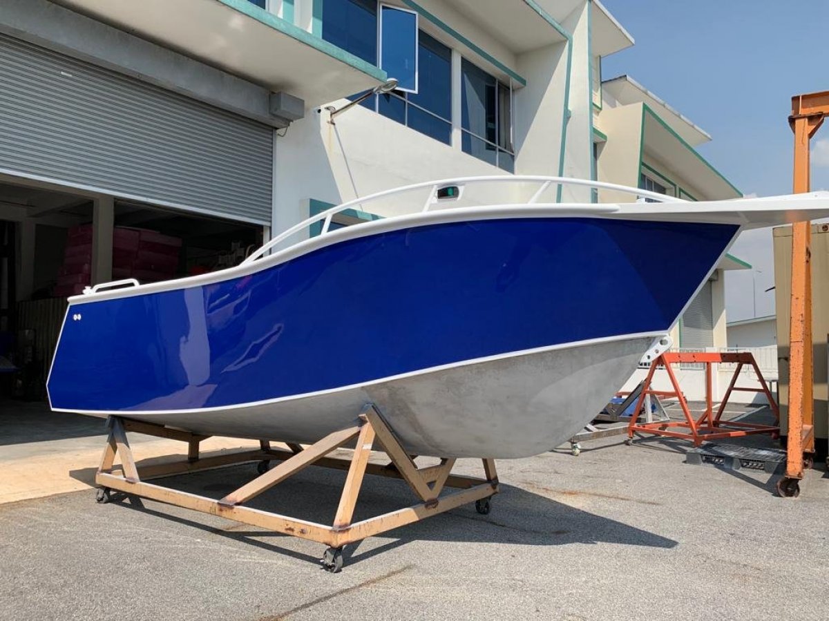 Sabrecraft Marine CC6400