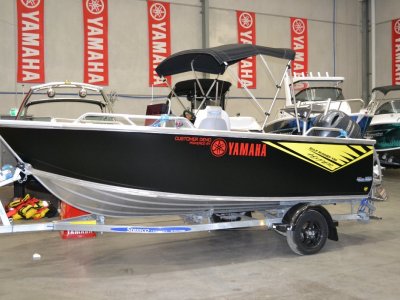 Stessco Gulf Runner 490