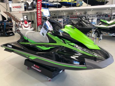 Yamaha VX Deluxe