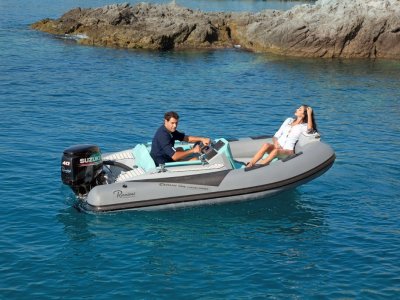 Ranieri Cayman One Luxury Tender