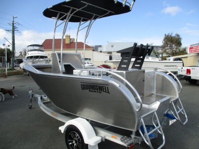Groundswell 470 Centre Console